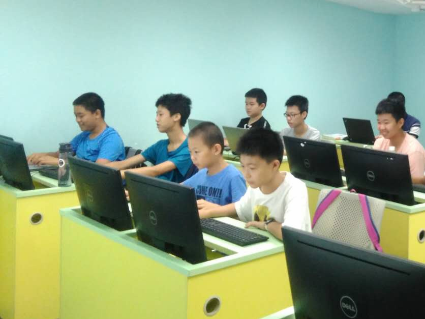 广州天河少儿编程培训班、乐高机器人课程、人工智能Python图2