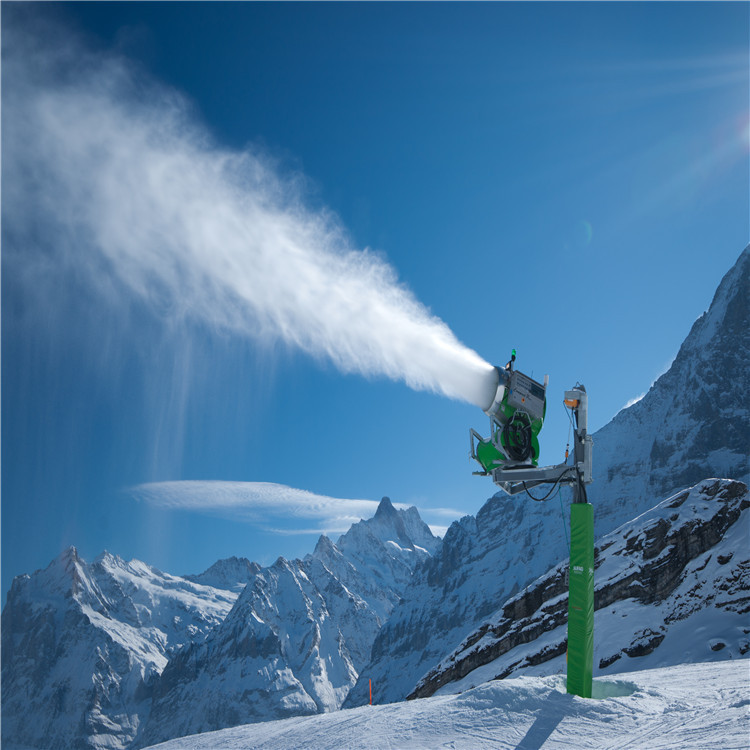 山东瀚雪苏法格人工智能造雪机 进口造雪机价格图2