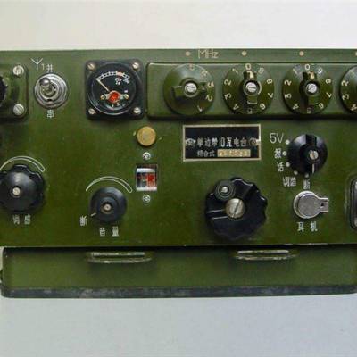 车载背负智能选频背负式自组网电台北斗/GPS导航定位图3