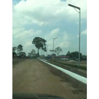 安徽省6米30W一体化太阳能路灯***，鸿泰节能环保型led智能太阳能路灯全套报价表图2