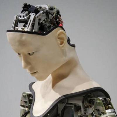 小牛黑科及邱小益博士联手打造人工智能机器人