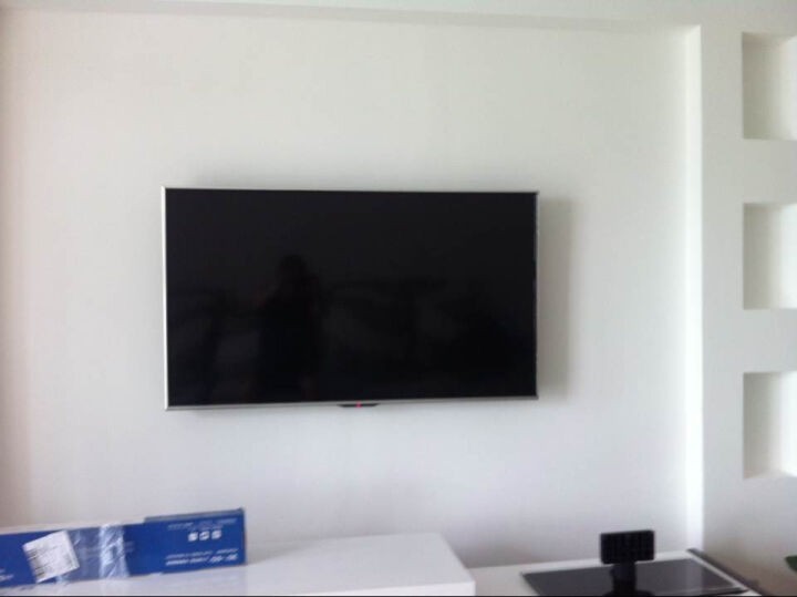 LK-32F8BRW3 \\ LED全彩显示屏\\32寸智能网络电视机图1