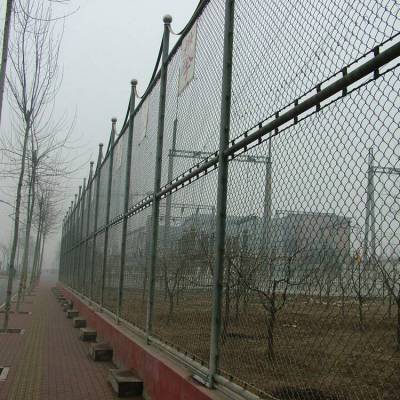 【领冠】篮球场网络护栏围网 陕西安康篮球场围网图1