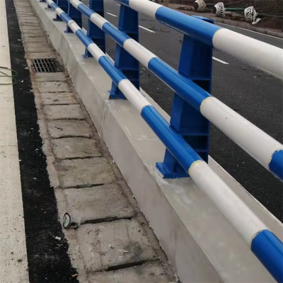 城市道路人行道交通护栏 车道隔离栏 镀锌钢管 表面喷涂图2