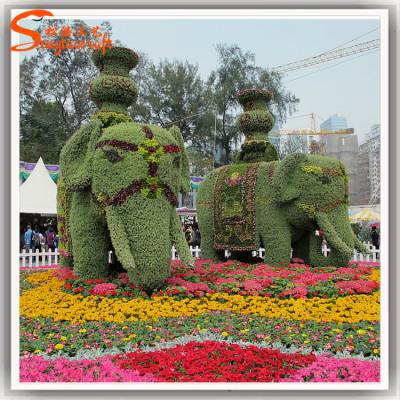 新年仿真植物绿雕定制 大型人造景观绿植城市绿雕造型 室外仿真动物绿雕厂家图3