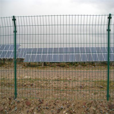 供应双边丝护栏网公路围栏网城市道路隔离护栏图3