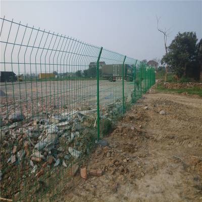 厂区围栏网厂家 围栏网厂家 城市道路护栏图1