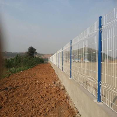 厂区围栏网厂家 围栏网厂家 城市道路护栏图3
