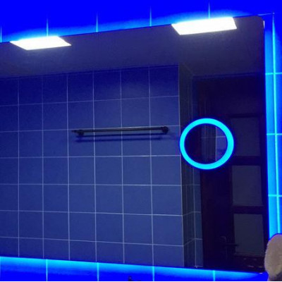 蓝色灯光浴室灯镜带放大镜智能家居镜子时间功能可定制（招代理加盟） LED