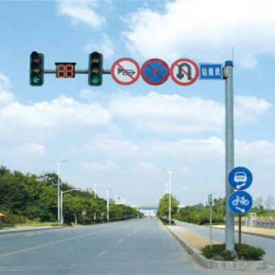 生产定制交通信号灯 城市主干道交通信号灯 道路交通信号灯 专业厂家 规格种类多 交通指示灯