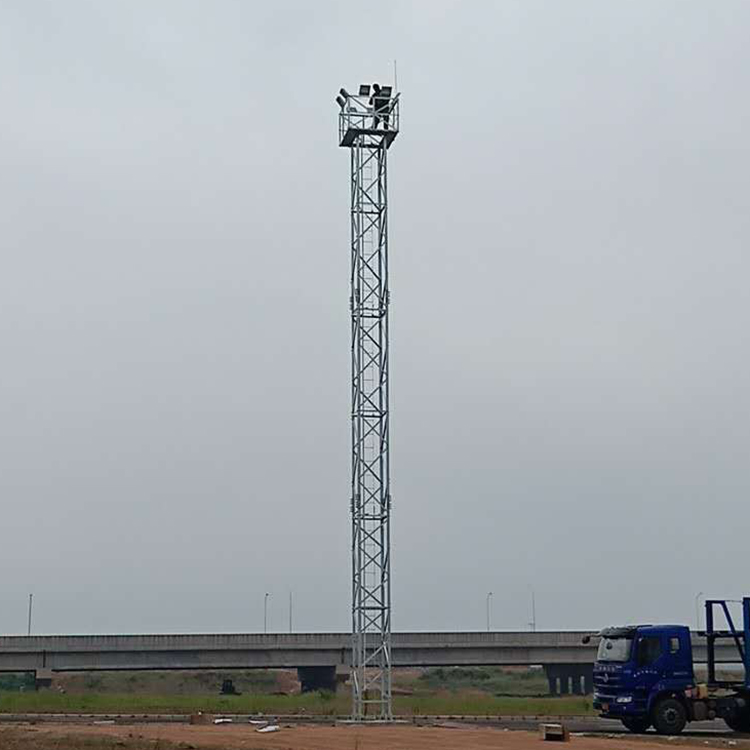 景县辉腾铁塔  通信微波塔  升降式通信塔 微波塔 20米升降塔专卖图1