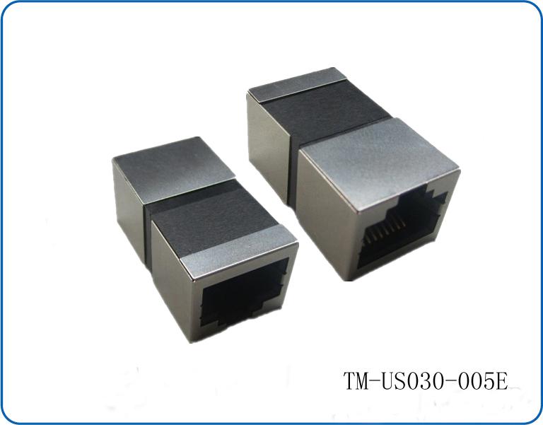 RJ45网络直通转接头 带屏蔽带卡勾直通 PCB插座CAT5E扁针镀金网络直通图1
