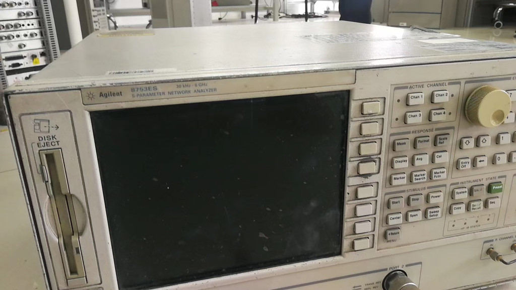 维修租售Agilent安捷伦 8753ES网络分析仪 30kHz至3或6GHz图1