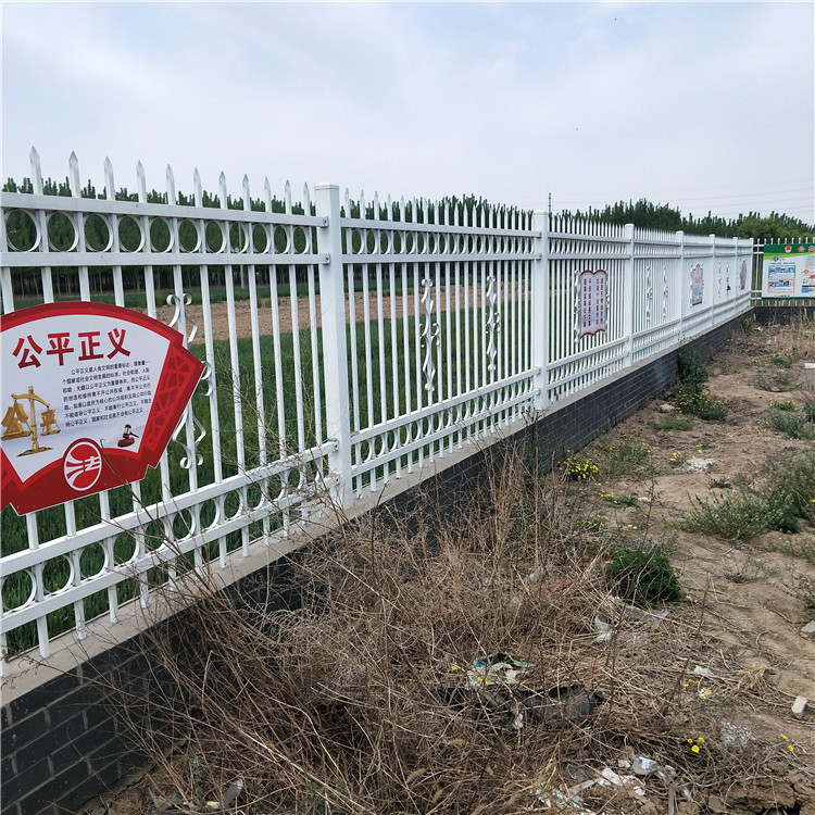 丽水护栏网 围栏网 重庆 护栏用网络 围墙护栏网防护网 美格护栏网价格图1