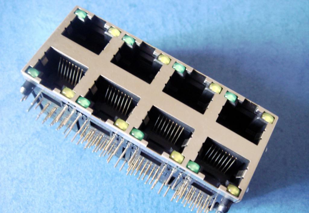 供应兴伸展电子8C RJ45双层网络插座 交换机/专用防雷击产品图1