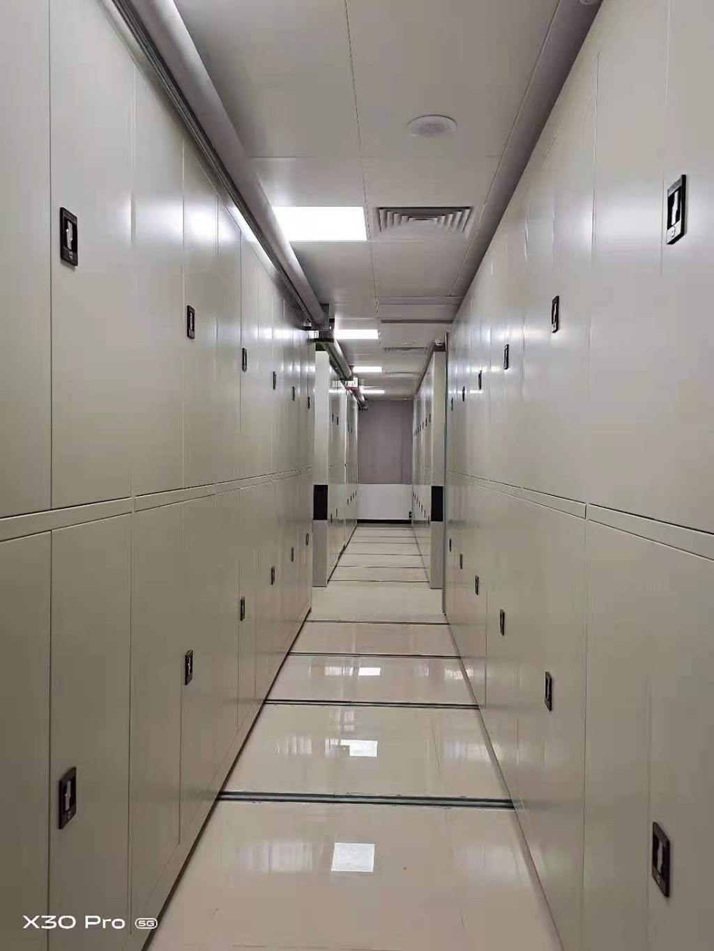 六维_智能密集柜_智能档案密集柜_智能密集柜厂家_东莞市货架生产厂家图3
