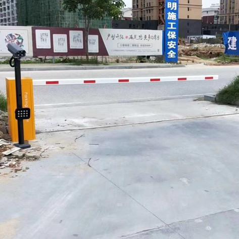 鹿晟  智能道闸 济南智能道闸 广告栅栏直杆道闸厂家安装维修批发图3