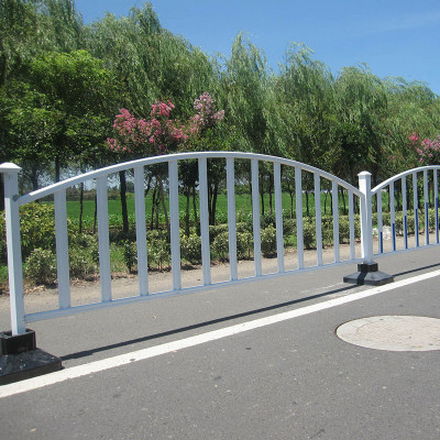 金盈 交通护栏 交通道路护栏厂家 道路中间护栏 市政护栏现货