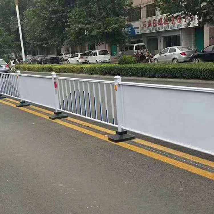 锌钢交通护栏    市政交通护栏图3